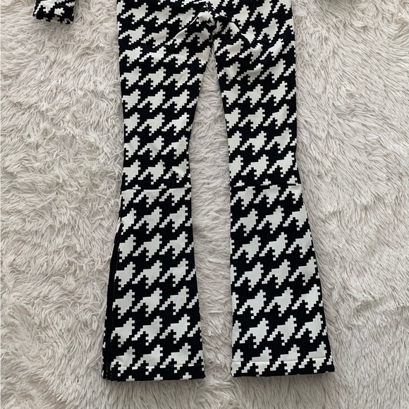 NWT perfect moment houndstooth ski suit sz XS - Picture 11 of 11